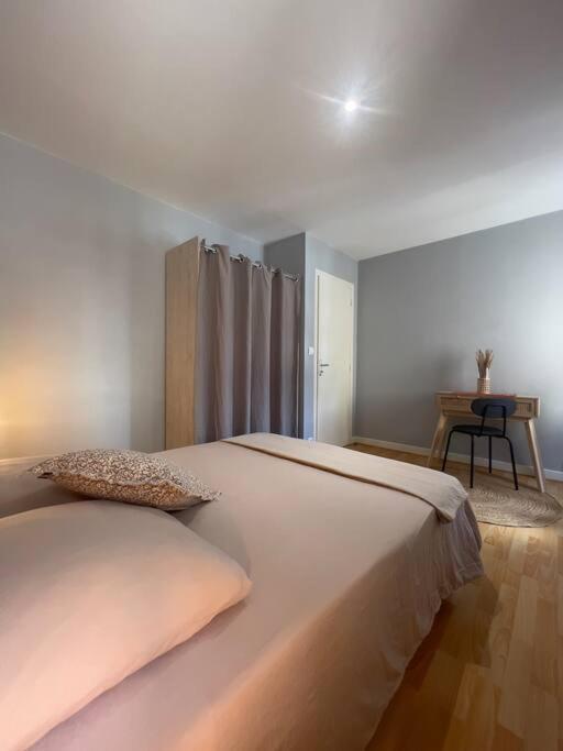 דירות Casa Cloutiers #4 - Joli & Cosy T2 Avec Clim Parking - Hyper Centre Brive מראה חיצוני תמונה