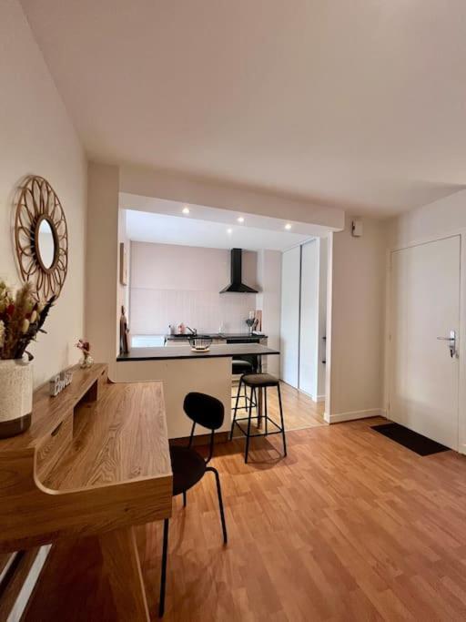דירות Casa Cloutiers #4 - Joli & Cosy T2 Avec Clim Parking - Hyper Centre Brive מראה חיצוני תמונה
